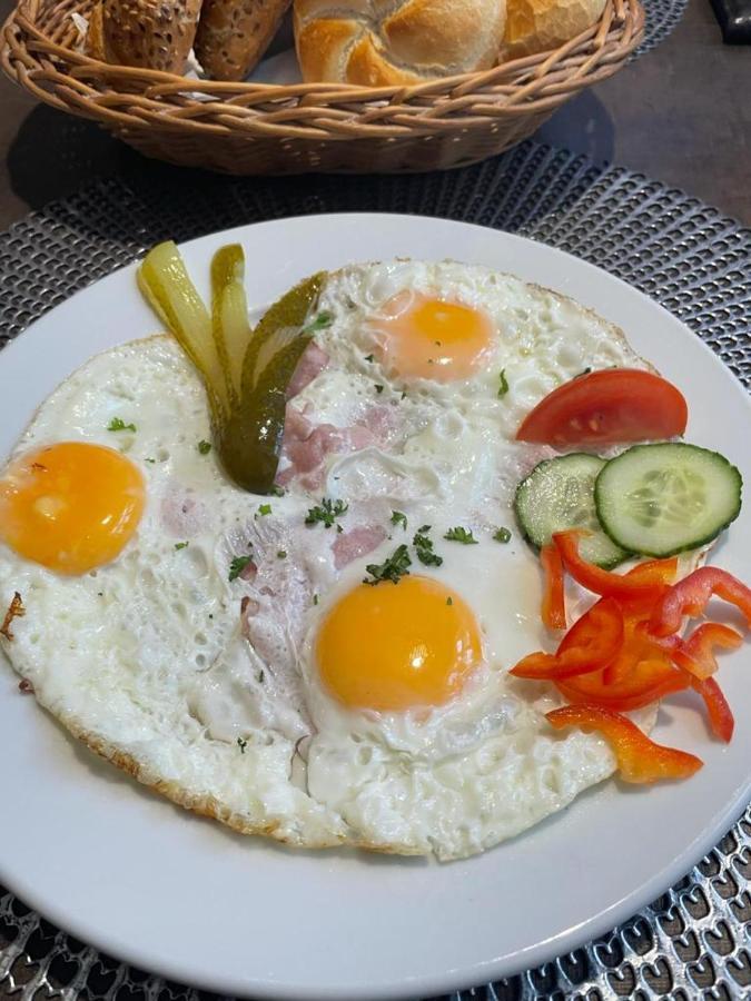 Penzion Ema B&B Prostějov Esterno foto